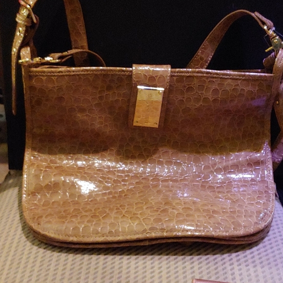🔷Gianni bini tan purse nwt - Picture 4 of 7
